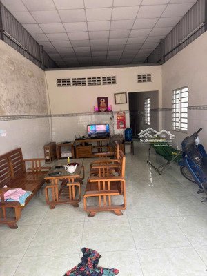 bán nhà khu nhà ở 22 tháng 12 với giá 3.95 tỷ còn thương lượng