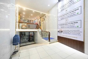 bán gấp trong tháng - bán nhà trần quốc hoàn 87m² 6 tầng - 32 tỷ