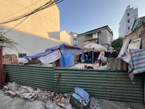 bán mảnh đất giá đầu tư tại bát khối, long biên. sát công viên 30ha. s 50m - mt 5.4m - giá hơn 5tỷ