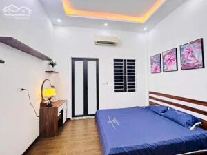 Bán nhà dòng tiền Lai xá kim chung hoài đức ngõ thông ôtô qua 48m, 6 tầng thang máy 10 phòng khép kín hơn 9tỷ.