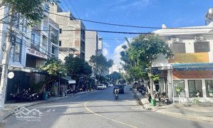 bán lô đất 115m2 mặt tiền đường chính hữu 13,x tỷ cách biển 600m, lh 