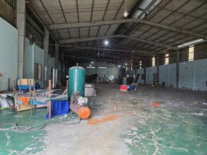 ### cho thuê xưởng sản xuất dt 2700m kcn đức hòa long an