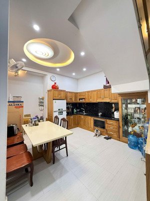 bán gấp trong tuần để xuất cảnh - bán nhà cách mạng tháng tám 53m² - 4 tầng - 13.5 tỷ - siêu rẻ