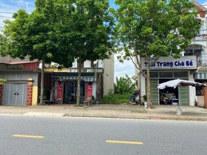 bán đất tại thị trấn chúc sơn, 7,2 tỷ, 109m2 chính chủ đẹp, nhiều tiện ích