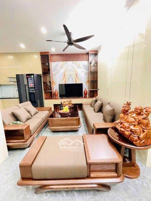 number 1 ngọc hà thông hoàng hoa thám, ngõ 2 ba gác tránh, mặt ngõ kd, dân xây, đủ nt, ở ngay, 43m