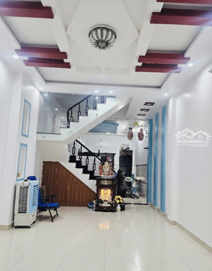 bán nhà 3 tầng,gần hoàng ngân,p16,q8,nhà đẹp ở ngay,4x13,chỉ 4.4 tỷ(qt41)