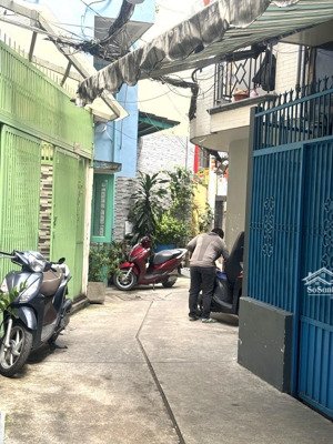 nhà 2 tầng gần chợ lê văn sỹ 39m2 (4.1x8) 2pn 2wc - 5.7 tỷ