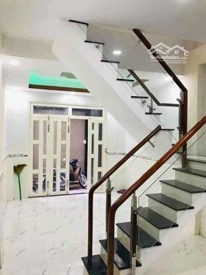 bán nhà 2 tầng , phạm văn đồng , hiệp bình chánh , thủ đức , 2,95 tỷ (còn tl)