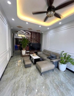 nhà ở ngay tân mai- ngõ nông rộng, nở hậu- 41m- hơn 8 tỷ