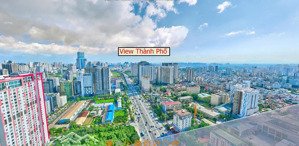 căn 4n dt:156m2 view thành phố không khác gì 1 căn penhouse tại trung tâm cầu giấy. lh: 