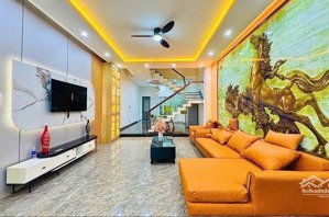 bỏ ra 1.28tỷ có ngay nhà tại đường bùi hữu nghĩa, bình hòa, thuận an