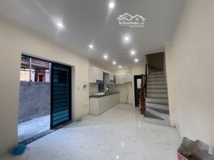 nhà 4 tầng mới tinh tình quang giang biên, dt 34m giá nhỉnh 4 tỷ, gần khu du lịch sinh thái, ....