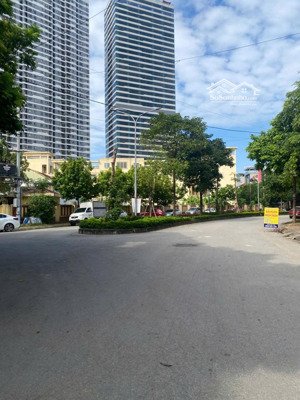 vĩnh ngọc đông anh -vị trí cực đẹp 60m² vuông a4 cách nhật tân vài phút rất đáng mua!