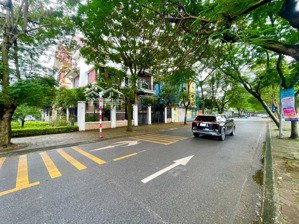 phân lô, 3 ô tô tránh, kinh doanh, phố tư đình, cổ linh, long biên, dt 260 m, mt 7.7 m, giá 43 tỷ 9