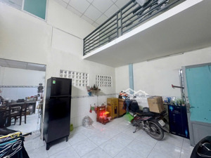 chính chủ bán nhà p9 phú nhuận 61m2 (5.5x12.5m) giá 6.1 tỷ (100tr/m2) rẻ nhất khu