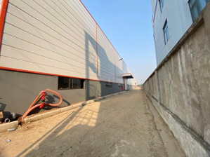 cho thuê ngay kho, xưởng 2450 m2 tại ninh sở, thanh trì hà nội chính chủ, giá 70 kết cấu zamil