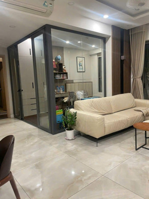 chủ nhà kẹt tiền cần bán nhanh căn hộ tâm huyết tại golden mansion. hl em: call/zalo