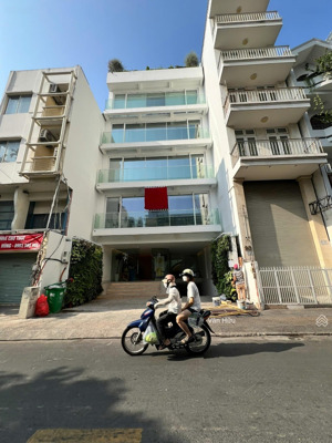 tòa nhà mặt tiền phan kế bính, quận 1 - dt: 9x25m - hầm 7 tầng - hđt: 350 triệu - giá: 75 tỷ