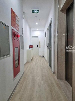 bán toà chdv cao cấp, 8 tầng, thang máy, 26 phòng, pccc đầy đủ!