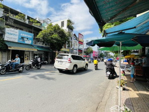 bán nhà mặt tiền độc lập (4x10m), 1 lầu, giá 5.8 tỷ quận tân phú