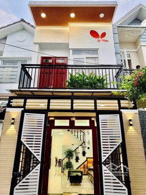 bán gấp nhà 2 tầng mới ở ngay, hẻm 6m, hà huy giáp, p.thạnh xuân, quận 12, 3pn, 4 tỷ hơn còn tl