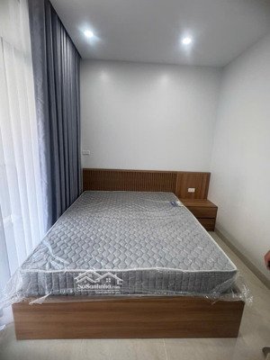 chính chủ cần cho thuê nhà hoàn thiện 5 tầng 7pn khép kín full nội thất có thang máy 