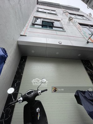 còn sót căn này đường thông, ô tô vào nhà thoải mái gần tl70 - xuân phương , ra đường xe bus 100m