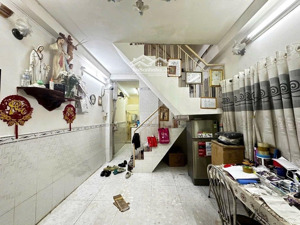 bán nhà giá tốt nguyễn trọng tuyển phường 1, quận tân bình chỉ 4,2 tỷ diện tích: 3.2m x 9.4