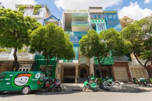 gấp!!! nhà chính chủ mặt tiền đường trần nguyên đán quận bình thạnh