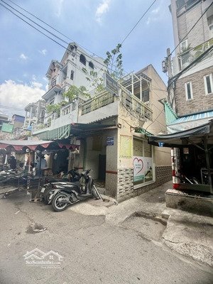 nhà 3 mặt tiền ngay trung tâm quận 08 giá chốt cuối hơn 5 tỷ