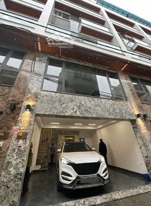 bán nhà đối diên aeol long biên. 6 tầng ô tô 7 chỗ vào nhà, thang máy,full nội thất luxury