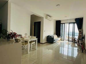 cần cho thuê căn hộ 2pn giá chỉ 22 triệu, 81m2 tại one verandah q2, ngắm trực diện view sông q1