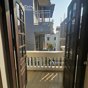 bán nhà ngay mặt phố ngô quyền gần kđt ngô thì nhậm la khê oto gần dọn vào ở ngay giá hơn 8 tỷ