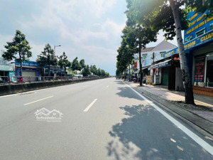 bán gấp nhà cấp 4 hẻm xe hơi 20m ra mặt tiền tô ngọc vân trung tâm linh tây ngang 8m giá chỉ 8,x tỷ