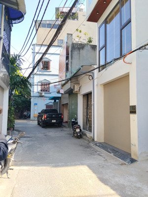 ngay hồ phúc đồng: 42m 6t thang máy gara ô tô nhỉnh 9tỷ