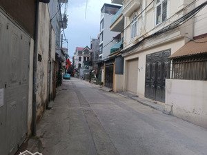 chính chut cần bán đất 2 mặt ngõ, lô góc