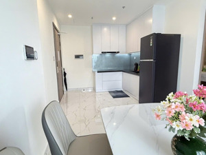 hàng hiếm 2pn+ 70m2 tại glory heights cạnh vincom giá 63 triệu / m2, full nt, view sông mát