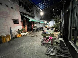 bán đất tặng nhà hẻm 6m đường nguyễn sơn q.tân phú 40m2 đúc 1 lầu giá chỉ 4.5 tỷ