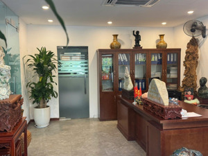 biệt thự 4 tầng căn góc gleximco khu c full nội thất căn góc vừa làm văn phòng vừa làm công ty