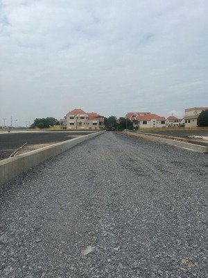 bán 16000m2 đất thổ cư 13500m2 mặt tiền sông sài gòn an phú đông q 12 sát bên vạn phúc city