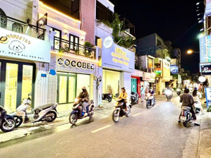 mặt tiền kinh doanh 2 tầng nguyễn trọng tuyển, phú nhuận , dt: 50,4m2 giá 9,95 tỷ