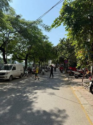 bán gấp nhà nguyễn khang,cách phố 30m -2 mặt ngõ ô tô,dt:42m 5 tầng -nhỉnh 13 tỷ