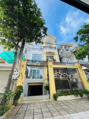 chính chủ cần bán biệt thự đồi ngọc tước gần biển thùy vân vũng tàu 160m2, 5pn, 3 lầu có hầm, 24 tỷ