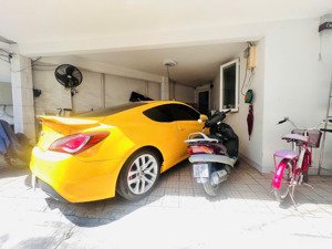 nhà hiếm q3, cmt8 130m2 ngang 10m hxh ô tô ngủ nhà, giá chỉ 13 tỷ