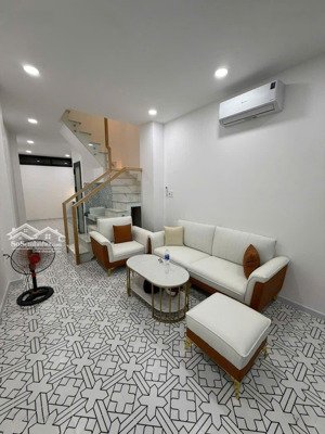 nhà đẹp chỉ việc xách vali ở 3 tầng 3 phòng ngủ hẻm xe hơi