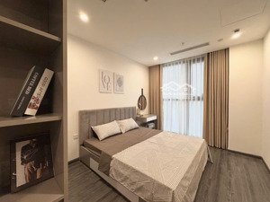 chính chủ cần bán căn 1pn diên tích 42m2 full đồ mới đẹp tòa r1.01 vinhomes ocean park gia lâm