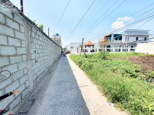 bán đất 10x47m gần cổng KCN Tân Đức xã Đức Hòa Hạ, Đức Hòa, Long An giá 5.5 tỷ