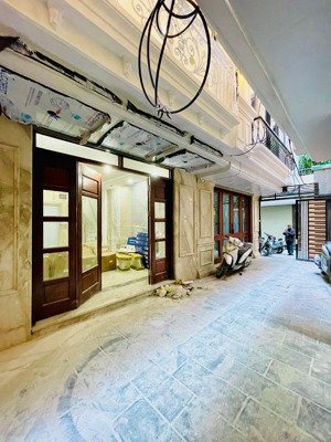 bán nhà hoa lư - tt hai bà trưng - nhà xây mới koong - 5 tầng thang máy - ngõ thông -dt 40m