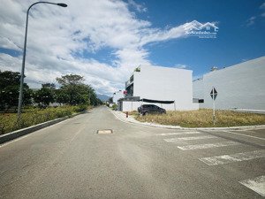 bán lô góc đông nam giá tốt gói 8, view công viên cây xanh gần hồ bơi, giá 47tr/m2 bao hết