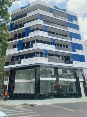 cho thuê nhà góc 2 mặt tiền kinh doanh 3/2 sát bên vincom - thang máy